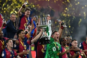 Barca vô địch Cúp nhà Vua sau trận cầu 5 bàn với Real Madrid