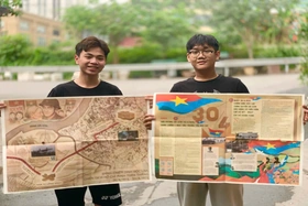 Báo Nhân dân tặng phụ san đặc biệt kỷ niệm 50 năm ngày Giải phóng miền Nam, thống nhất đất nước