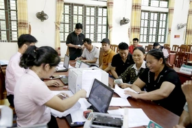 Tập trung phát triển kinh tế, nâng cao đời sống người dân