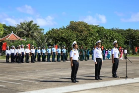 Trường Sa mãi vững vàng nơi đầu sóng