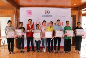 Hỗ trợ Nhà nhân đạo cho các hộ gặp khó khăn do thiên tai ở xã Kim Thượng