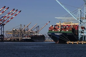 Mỹ cảnh báo thuế quan có thể về mức cao nếu đàm phán không tiến triển