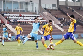 Bóng đá chuyên nghiệp Đất Tổ đừng chỉ là giấc mơ