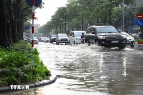 Thời tiết ngày 4/6: Các khu vực đều có mưa rào và dông, Hà Nội cục bộ mưa to