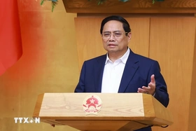 Thủ tướng: Biểu dương tinh thần “làm ngày, làm đêm, làm thêm ngày nghỉ”