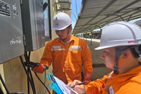 Công suất tiêu thụ điện trưa 2/6 vượt đỉnh, Tổng Công ty Điện lực miền Bắc kêu gọi khách hàng tiết kiệm điện