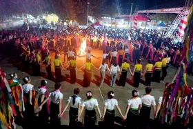 Thúc đẩy tăng trưởng du lịch hai con số