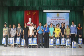 Hội nghị truyền thông “Nghệ thuật làm bạn cùng con”