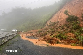 Thời tiết ngày 17/6: Cả nước nhiều nơi có mưa dông, đề phòng lũ quét, sạt lở