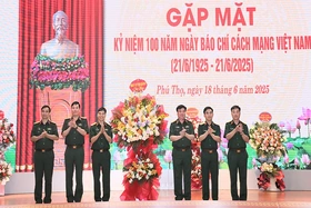 Quân khu 2 gặp mặt kỷ niệm 100 năm Ngày báo chí Cách mạng Việt Nam