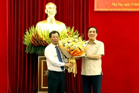 Gặp mặt, chia tay các đồng chí chuyển công tác và thôi tham gia Ban Chấp hành Đảng bộ tỉnh