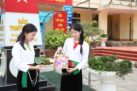 Nữ sinh Mường biến cây trái vườn nhà thành ý tưởng sáng tạo cấp tỉnh