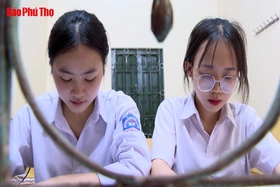 Đồng hành cùng học sinh có hoàn cảnh khó khăn thi THPT Quốc gia