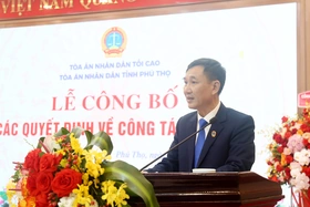 Công bố các quyết định về công tác cán bộ của Chánh án TAND tối cao