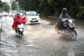 Thời tiết ngày 10/7: Bắc Bộ và Thanh Hóa tiếp tục mưa lớn, cảnh báo lũ quét
