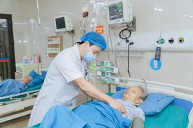 Nút mạch cầm máu cấp cứu thành công người bệnh vỡ u gan nguy kịch