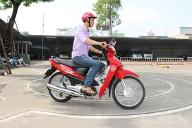 Mở 9 hội đồng thi sát hạch GPLX cho hơn 3.300 thí sinh