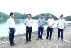 Phó Chủ tịch UBND tỉnh Phan Trọng Tấn kiểm tra công tác chuẩn bị ứng phó bão số 3