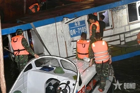 Nỗ lực, hết mình vì nhân dân