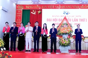 Xã Lạc Sơn tổ chức Đại hội đại biểu Đảng bộ lần thứ I, nhiệm kỳ 2025-2030: Quyết tâm kiến tạo chính quyền số vì Nhân dân phục vụ