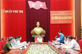 Ban Chỉ đạo Phòng chống tham nhũng, lãng phí, tiêu cực tỉnh họp phiên đầu tiên