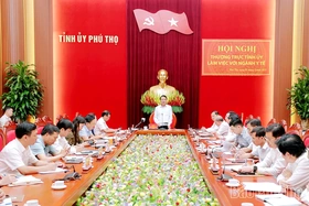 Thường trực Tỉnh ủy làm việc với ngành Y tế