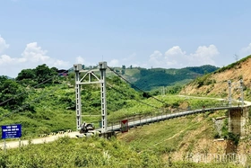 Trăn trở Mường Hoa