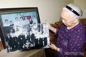 Chuyện chưa kể về một gia đình nhà Lang từ bỏ mọi tước vị dấn thân theo cách mạng