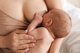 Lợi ích của việc cho trẻ bú sữa mẹ hoàn toàn trong 6 tháng đầu