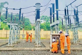 Đảm bảo cấp điện an toàn, ổn định dịp Quốc khánh 2/9