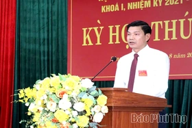 Hội đồng nhân dân xã Sông Lô họp kỳ thứ Hai