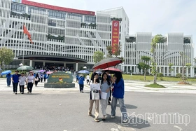 Chuyên Hùng Vương tiếp nhận học sinh chuyển từ các trường chuyên khác về theo phương thức thi tuyển 