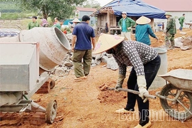 Sắp xếp ổn định dân cư gắn với đầu tư hạ tầng ở vùng đồng bào dân tộc thiểu số