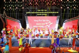 Chương trình nghệ thuật “Rạng rỡ non sông”