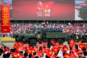 Quân đội ta - mạnh từ gốc dân, vững bởi lòng dân