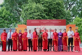 Trưng bày chuyên đề “Ký ức không phai” – Dấu ấn tình nghĩa Bắc – Nam