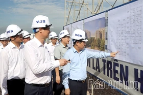 Thứ trưởng Bộ Xây dựng làm việc tại tỉnh về triển khai nhiệm vụ ngành và phát triển nhà ở xã hội