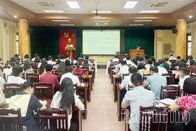 Tập huấn nội dung, phương thức lãnh đạo, quản lý văn hóa, văn nghệ qua 40 năm đổi mới