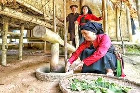 Xôi ngũ sắc - Đậm đà hương sắc núi rừng