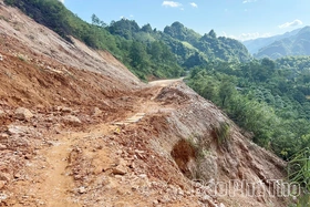 Nhọc nhằn Đức Nhàn