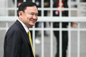 Ông Thaksin chuyển vào bệnh xá trong tù