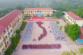 Trường THPT Minh Hòa đẩy mạnh chuyển đổi số, nâng cao chất lượng dạy và học