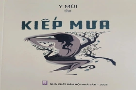 Những vần thơ đi về phía quê của Y Mùi