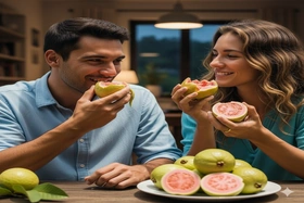 3 lợi ích sức khỏe bất ngờ khi ăn ổi vào buổi tối