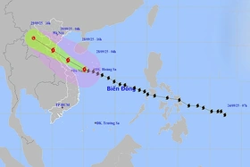 Thời tiết ngày 28/9: Bão số 10 áp sát đất liền với sức gió giật cấp 16, cảnh báo mưa cực lớn