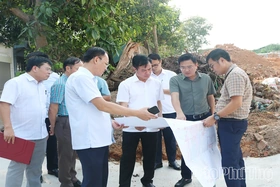Kiểm tra công tác chuẩn bị khởi công các công trình chào mừng Đại hội Đảng bộ tỉnh và khảo sát vị trí quy hoạch nhà ở xã hội
