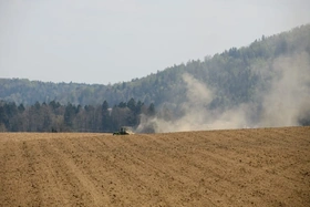 Nông dân 7 nước châu Âu kêu gọi EU bác bỏ đề xuất chính sách nông nghiệp tiếp theo