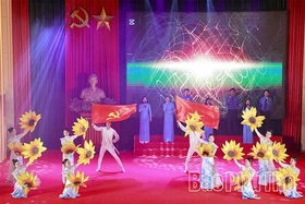 Chương trình văn nghệ chào mừng Đại hội đại biểu Đảng bộ tỉnh lần thứ I, nhiệm kỳ 2025-2030