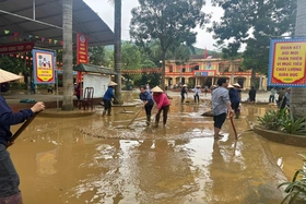 Đau đáu nỗi lo trường ngập mùa mưa bão
