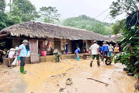 Thiệt hại do cơn bão số 10 ước tính khoảng 60 tỷ đồng